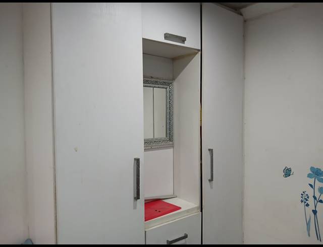 2 BEDROOM HOUSE FOR SALE IN MEREBANK EAST
